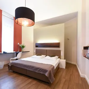 Casa 3*, Colonia Alemania